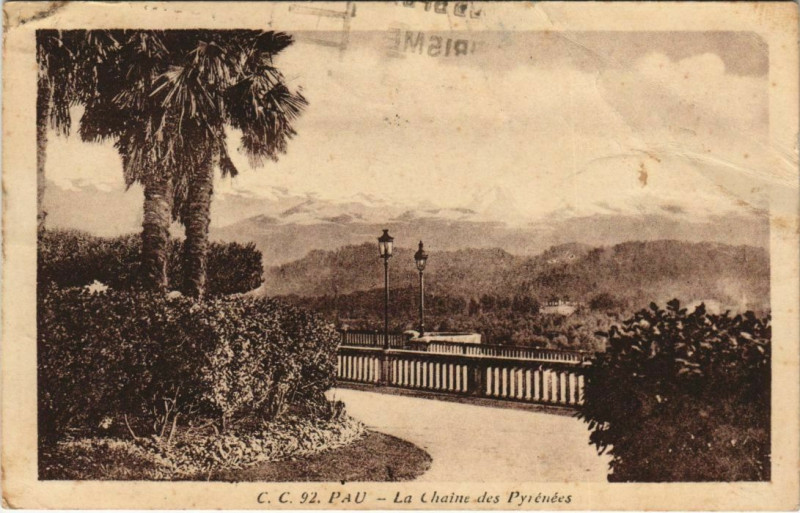 Carte postale ancienne Pau La Chaine des Pyrenées à Pau