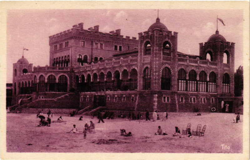 Carte postale ancienne Hendaye Plage (Cote Basque) - Le Casino à Hendaye