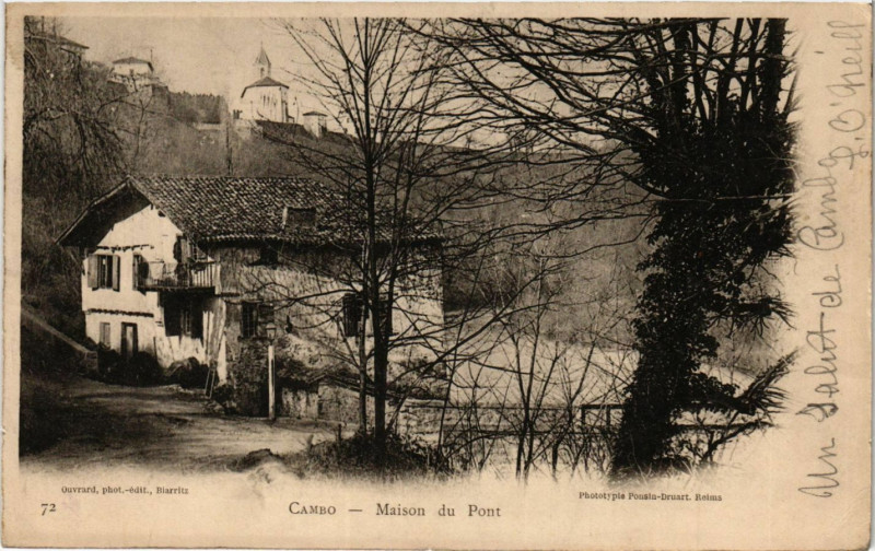 Carte postale ancienne Cambo - Maison du Pont