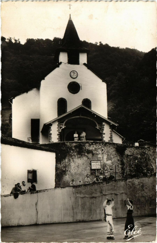 Carte postale ancienne Pays Basque - Arneguy - Sa Pittoresque Eglise à Arnéguy