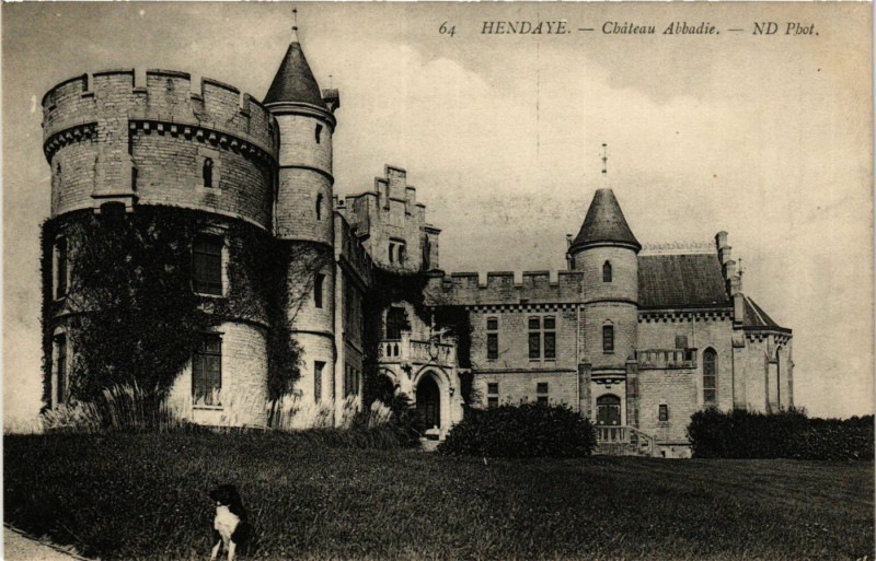 Carte postale ancienne Hendaye - Chateau Abbadie à Hendaye