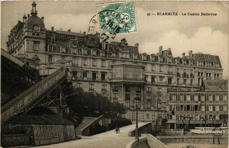 Carte postale ancienne Biarritz - Le Casino Bellevue à Biarritz