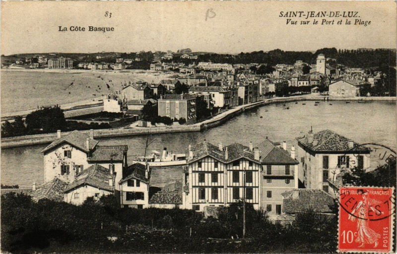 Carte postale ancienne Saint-Jean-de-Luz vur sur le Port et la Plage à Saint-Jean-de-Luz