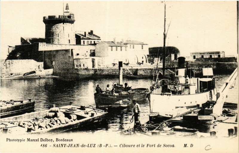 Carte postale ancienne Saint-Jean-de-Luz Cibourne et le Fort de Socoa à Saint-Jean-de-Luz