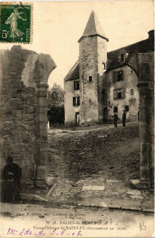 Carte postale ancienne Salies-de-Bearn Vieux Chateau de Saint-Pe à Salies-de-Béarn