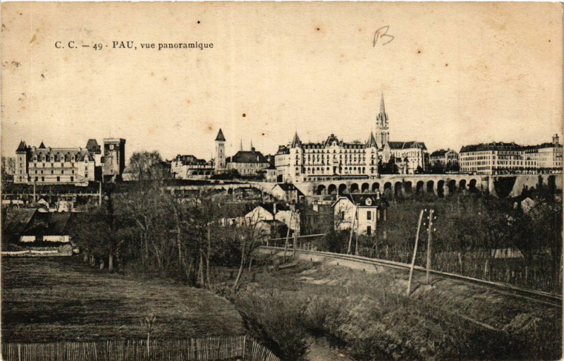 Carte postale ancienne Pau Vue Panoramique à Pau