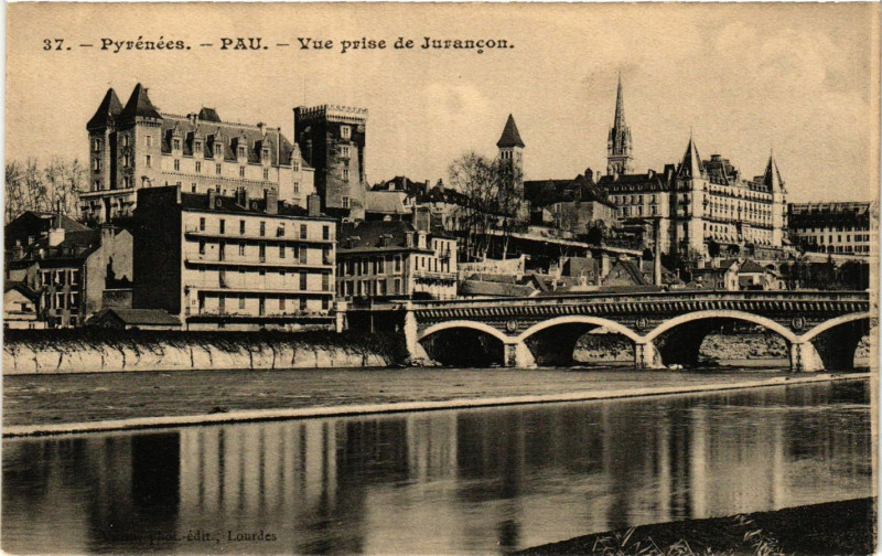 Carte postale ancienne Pau Pyrenées-Vue prise de Jurancon à Pau