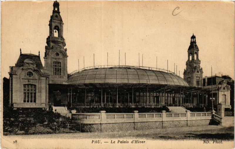 Carte postale ancienne Pau Le Palais d'Hiver à Pau