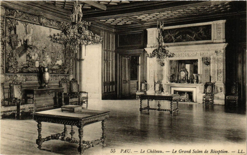 Carte postale ancienne Pau Le Chateau-Le Grand Salon de Reception à Pau