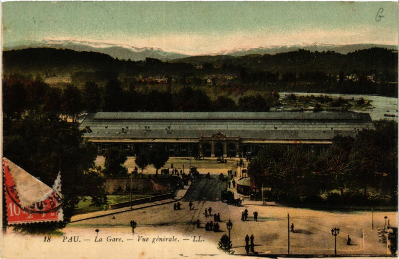Carte postale ancienne Pau La Gare-Vue générale à Pau