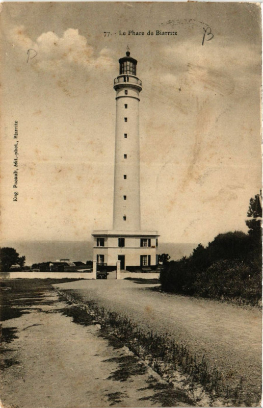 Carte postale ancienne Le Phare de Biarritz à Biarritz