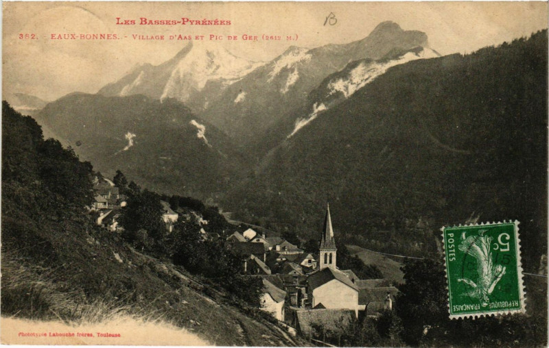 Carte postale ancienne Eaux-Bonnes Village d'Aas et pic de Ger à Eaux-Bonnes