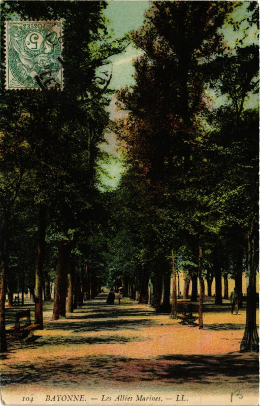 Carte postale ancienne Bayonne Les Allées Marines à Bayonne