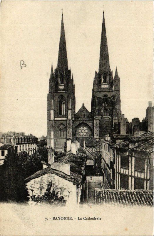 Carte postale ancienne Bayonne La Cathedrale à Bayonne