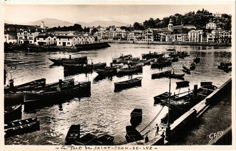 Carte postale ancienne Saint-Jean-de-Luz - Vue du Port vers Ciboure à Saint-Jean-de-Luz