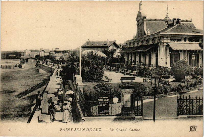 Carte postale ancienne Saint-Jean-de-Luz - Le Grand Casino à Saint-Jean-de-Luz