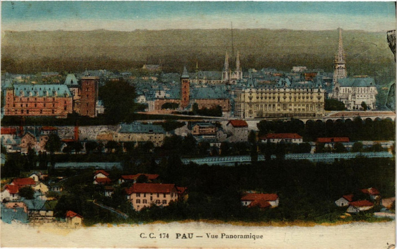 Carte postale ancienne Pau - Vue panoramique à Pau