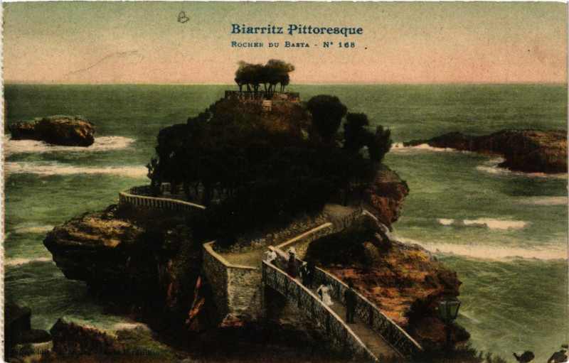 Carte postale ancienne Biarritz Rocher du Basta à Biarritz