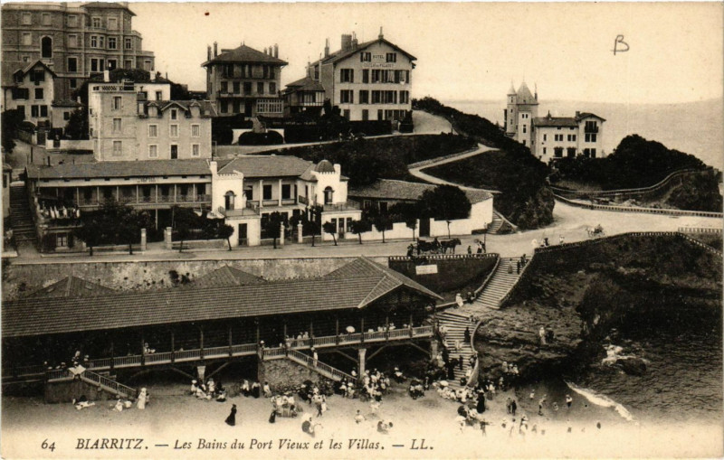 Carte postale ancienne Biarritz Les Bains du Port Vieux et Villas France à Biarritz