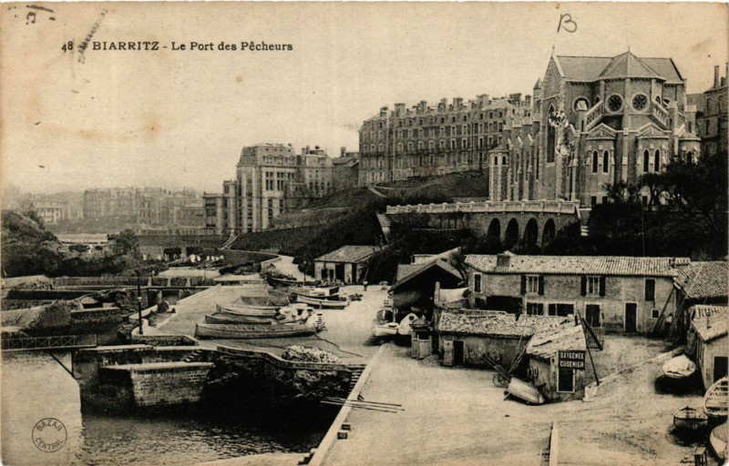 Carte postale ancienne Biarritz Le Port des Pecheurs à Biarritz