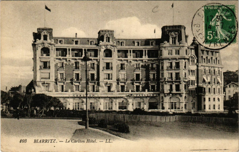 Carte postale ancienne Biarritz Le Carlton Hotel à Biarritz