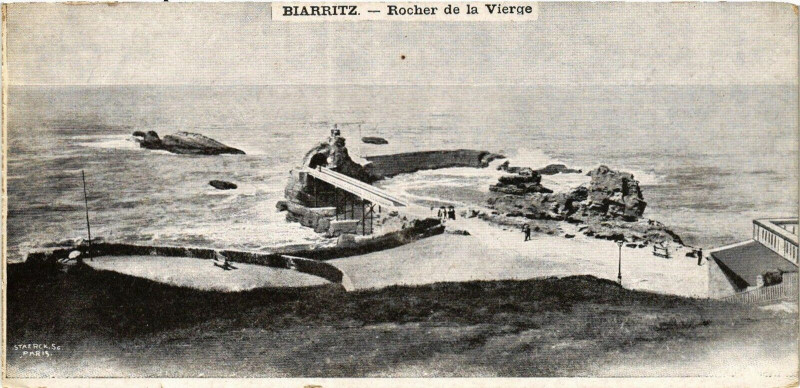 Carte postale ancienne Biarritz Rocher de la Vierge à Biarritz