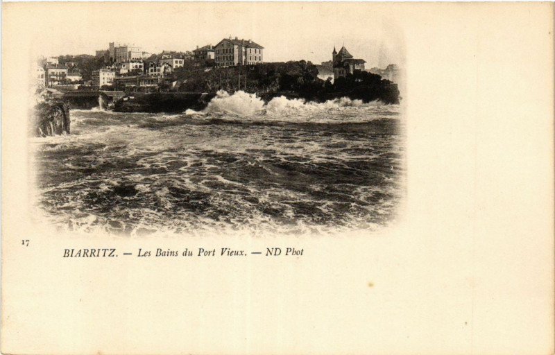 Carte postale ancienne Biarritz-les-Bains du Port Vieux à Biarritz