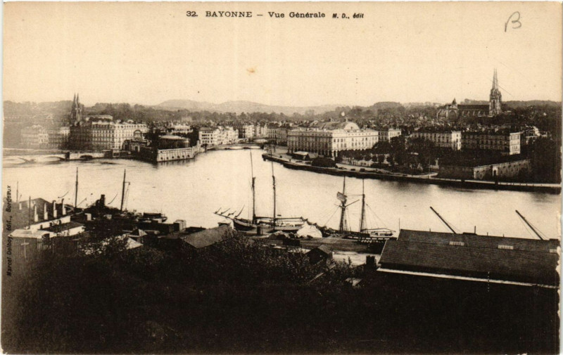 Carte postale ancienne Bayonne Vue générale à Bayonne