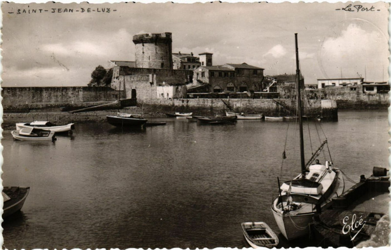Carte postale ancienne Saint-Jean-de-Luz - Le Fort du Socoa et le Port à Saint-Jean-de-Luz