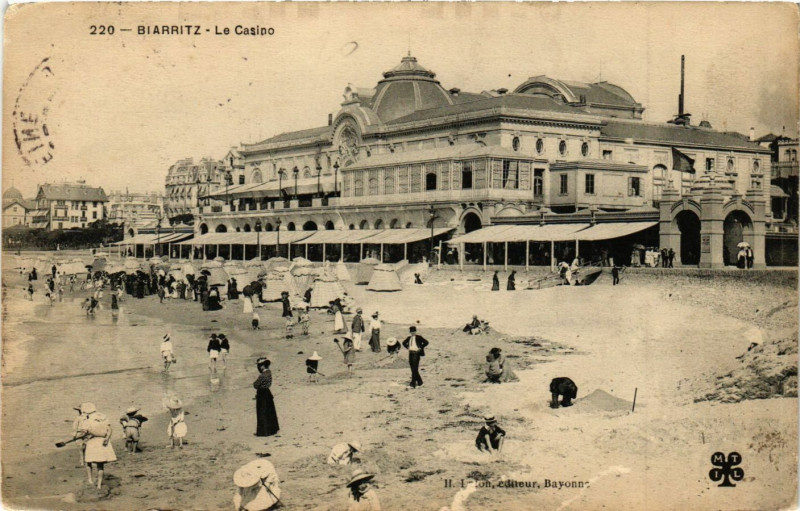 Carte postale ancienne Biarritz - Le Casino à Biarritz