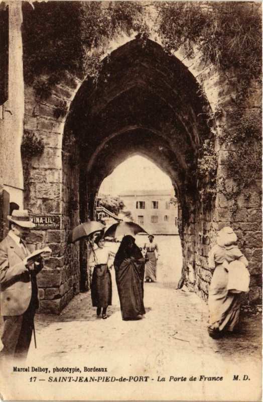 Carte postale ancienne Saint-Jean-Pied-de-Port - La Porte de France à Saint-Jean-Pied-de-Port