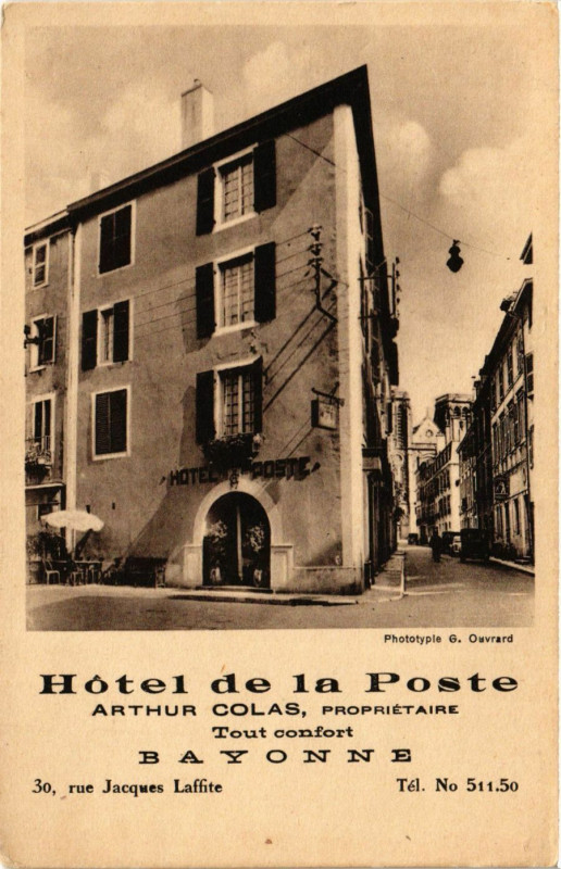 Carte postale ancienne Hotel de la Poste - Arthur Colas