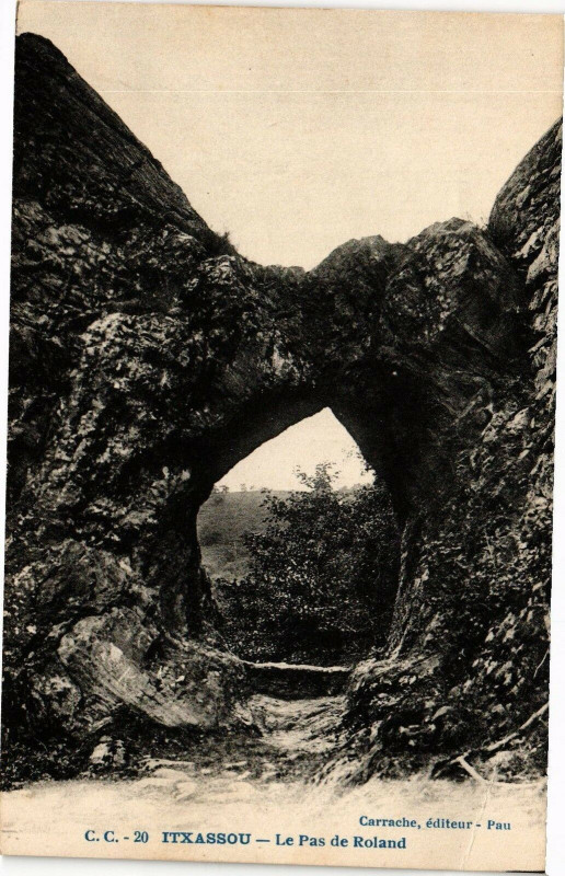 Carte postale ancienne Itxassou - Le Pas de Roland à Itxassou