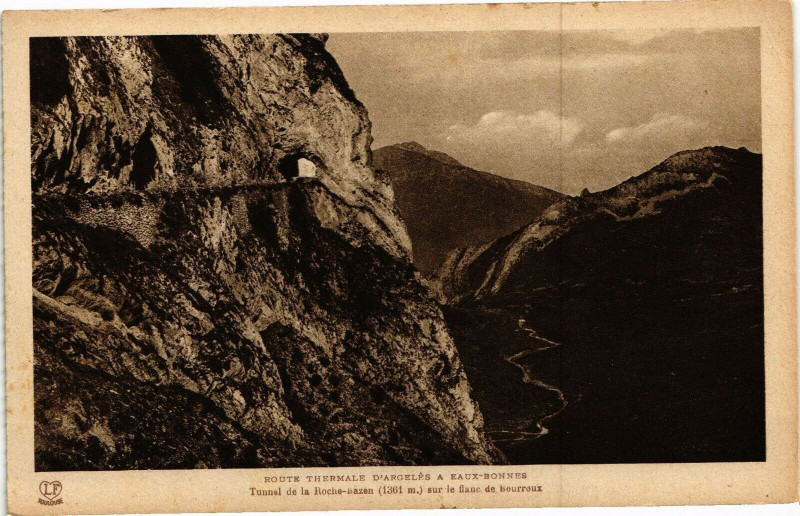 Carte postale ancienne Route THERMale d'Argeles a Eaux-Bonnes à Eaux-Bonnes
