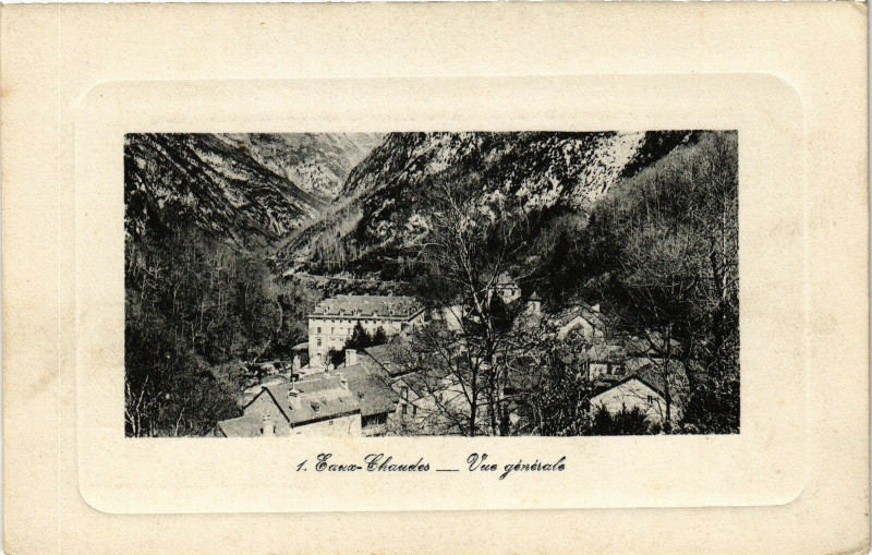 Carte postale ancienne Eaux-Bonnes - Vue générale à Eaux-Bonnes