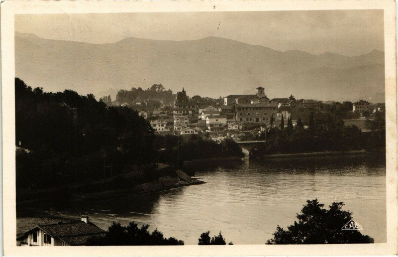 Carte postale ancienne Hendaye - Vue générale à Hendaye