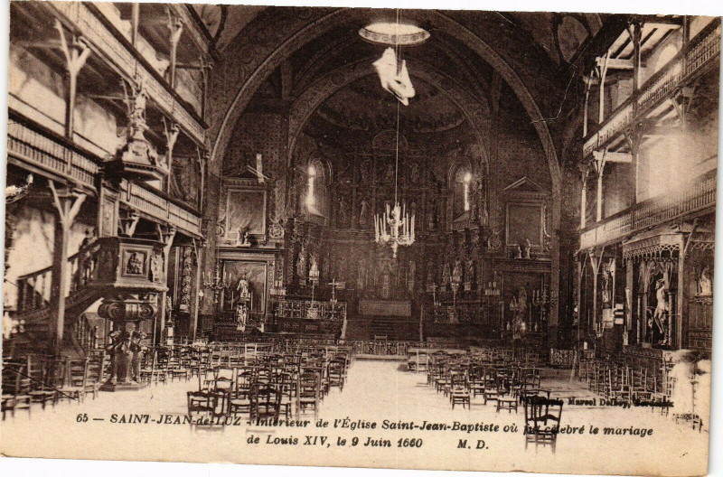 Carte postale ancienne Saint-Jean-de-Luz - Interieur de l'Eglise de Saint-Jean-Baptiste à Saint-Jean-de-Luz