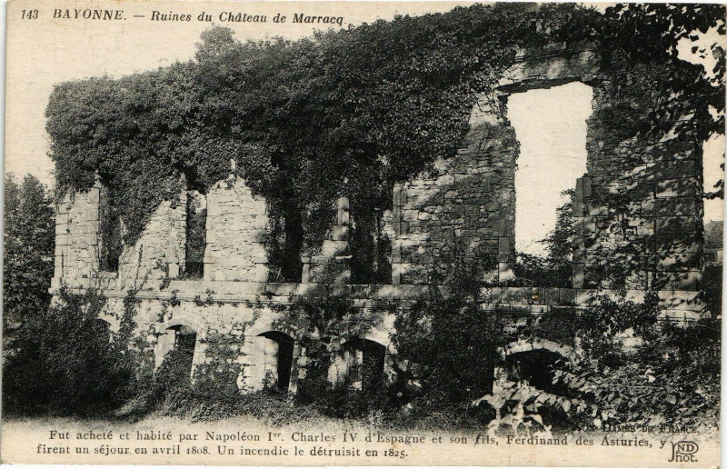 Carte postale ancienne Bayonne - Ruines du Chateau de Marracq à Bayonne