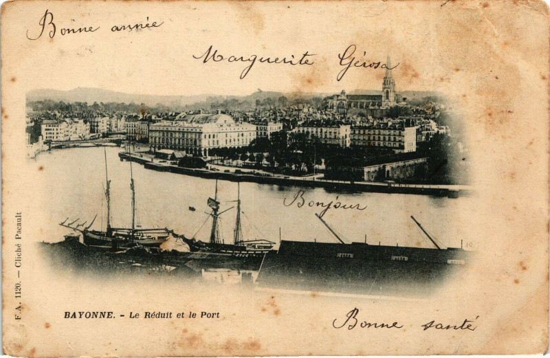 Carte postale ancienne Bayonne - Le Reduit et le Port à Bayonne
