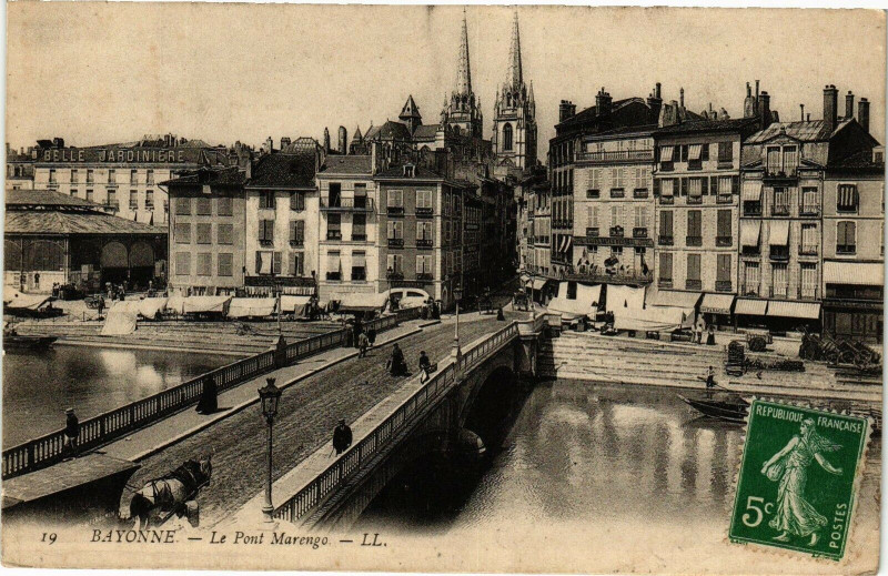 Carte postale ancienne Bayonne - Le Pont Marengo à Bayonne
