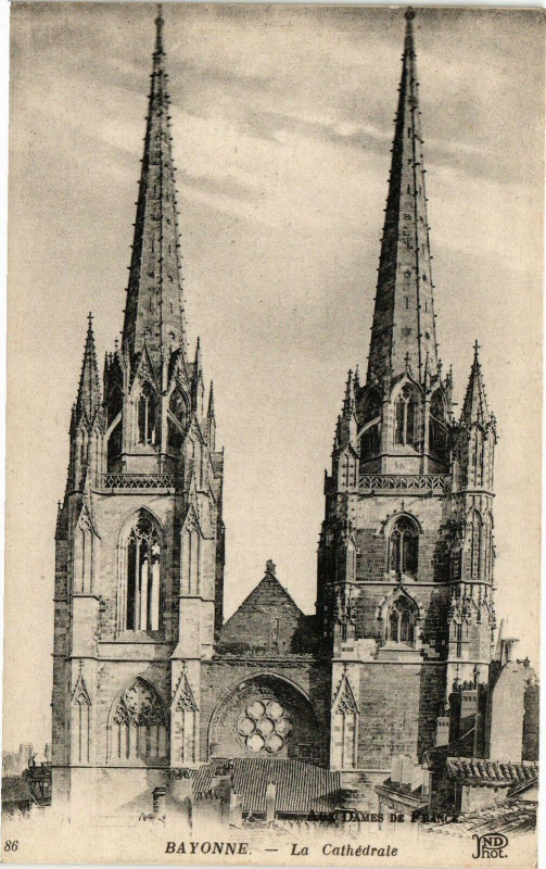 Carte postale ancienne Bayonne - La Cathedrale à Bayonne