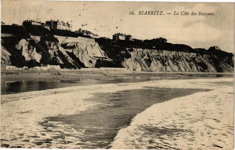 Carte postale ancienne Biarritz - La Cote des Basques à Biarritz
