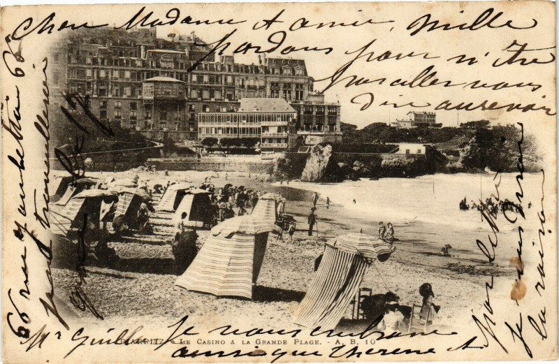 Carte postale ancienne Biarritz - Le Casino & La Grande Plage à Biarritz