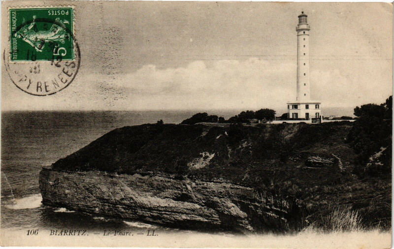 Carte postale ancienne Biarritz - Le Phare à Biarritz