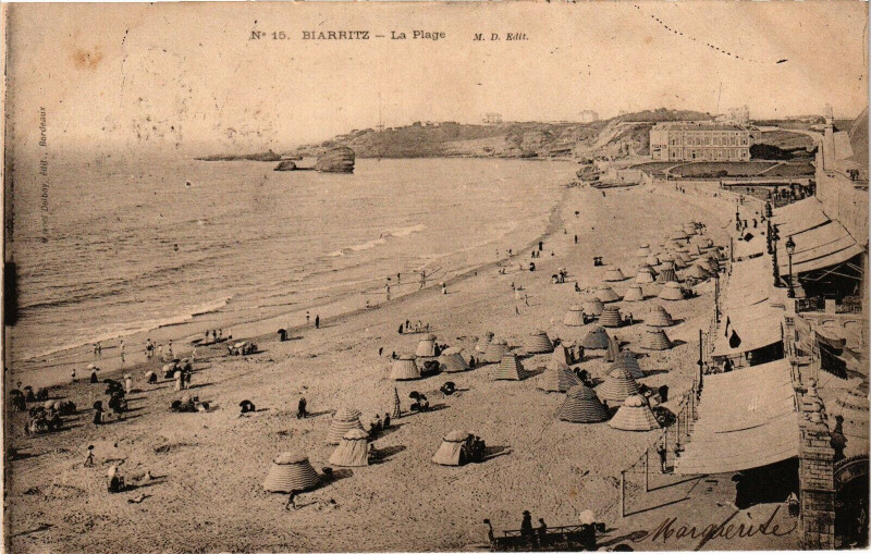 Carte postale ancienne Biarritz - La Plage à Biarritz