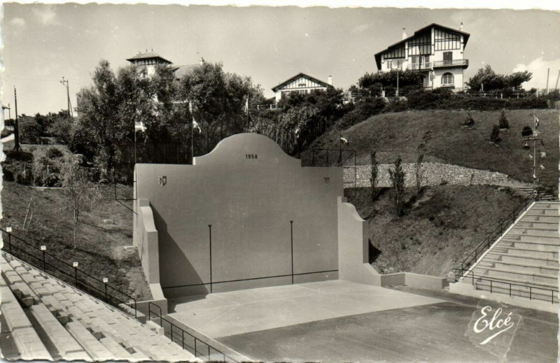 Carte postale ancienne Bidart Le nouveau Fronton à Bidart