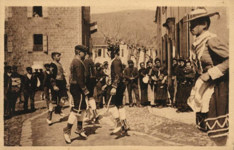 Carte postale ancienne Types Basques Dansaurs Basques - Les Satana