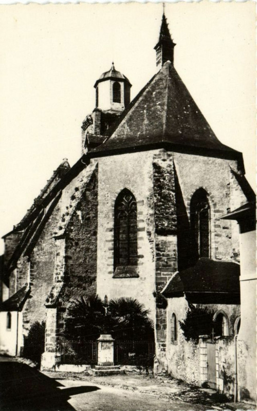 Carte postale ancienne Nay - L'Eglise à Nay