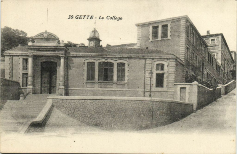 Carte postale ancienne Gette - Le College