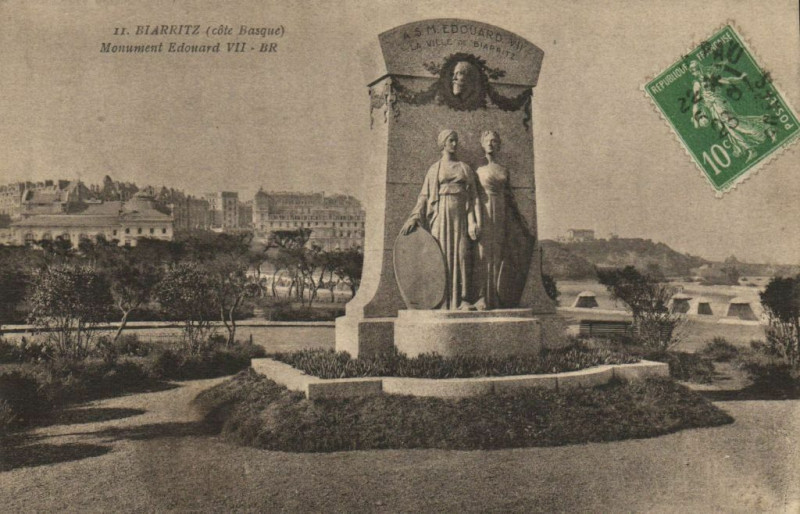 Carte postale ancienne Biarritz (Cote Basque) Monument Edouard Vii-Br à Biarritz